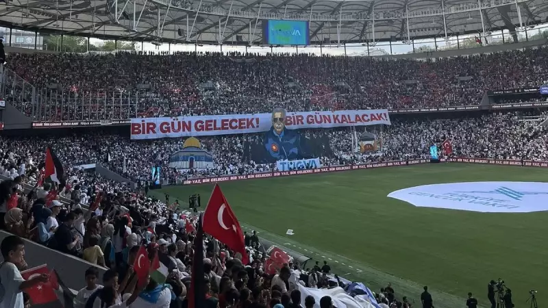 TÜGVA'nın Göz Alıcı Mescid-i Aksa Koreografisi: 'Bir Gün Gelecek, Bir Gün Kalacak'