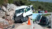Antalya'da Tur Minibüsü Kayalıklara Çarptı: 17 Kişi Yaralandı!
