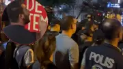 Beyoğlu'nda Skandal! Özgür Özel Mitinginde Polise Saldırı ve Darbe Çağrısı