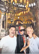 Efsane Aşkın İstanbul Turu: Büyüleyici Hikaye Şehri Sardı!