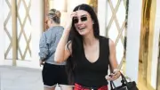Jennifer Lopez ile Alışveriş Keyfi: Ünlü Yıldızın İstanbul'daki Stili Konuşuluyor!