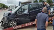 Korkunç Kaza Sonrası Hurdaya Dönen Araçtan İnemedi! Hastaneye Çekiciyle Götürüldü