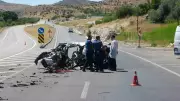 Malatya'da Feci Kaza: Kamyonla Çarpışan Otomobilde 2 Kişi Hayatını Kaybetti