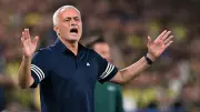 Mourinho'nun O Anki Hareketinin Şok Nedeni! Fenerbahçe'de Gerginlik Çıktı