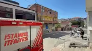 İstanbul'da 3 Katlı Binada Çökme Korkusu! Acil Tahliye Yapıldı