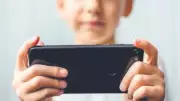 Uzmanlar Uyarıyor: Akıllı Telefonlar Çocukların Ruh Sağlığını Ciddi Şekilde Tehdit Ediyor!