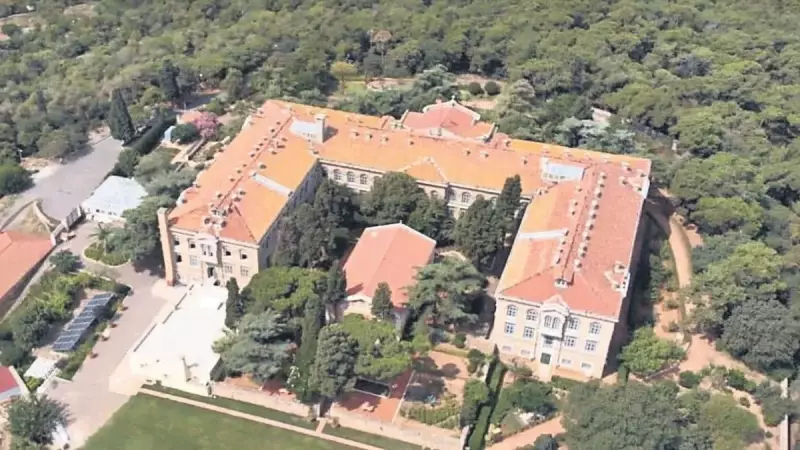 181 Yıllık Tarihi Okulda Hüzünlü Sessizlik: Öğrenciler ve Veliler Kararı Bekliyor