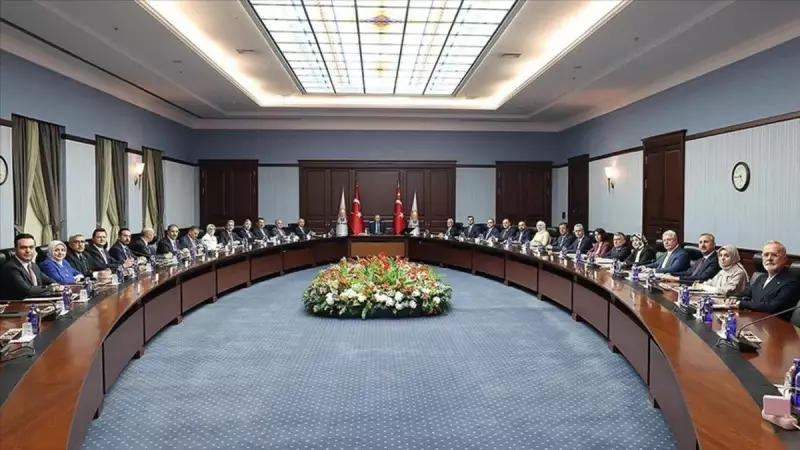 AK Parti'de Kritik MYK Toplantısı: Siyasi Arenada Yeni Hamleler Masaya Yatırıldı!