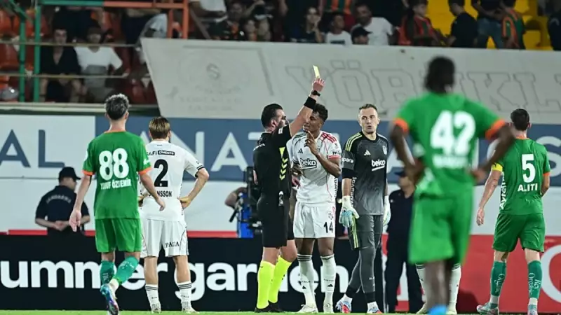 Alanyaspor Teknik Direktörü Çalımbay'dan Beşiktaş Maçı Sonrası Flaş Açıklama: 'Kırmızı Kart Gözümüzün Önünde Çıkarılmadı'