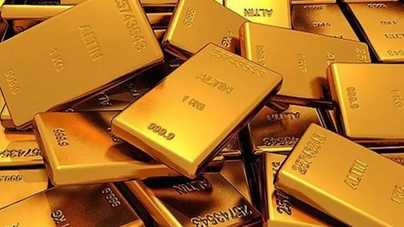 Altın Piyasasında Fırtına: Ons Altın Yükselişini Sürdürüyor!