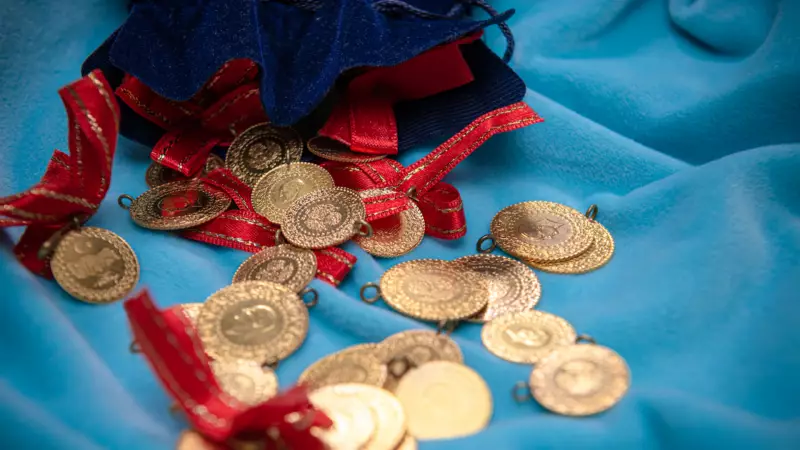 Altın Piyasasında Şok Gelişme: Fiyatlar Tersine Döndü! 22 Ayar Bilezik, Cumhuriyet ve Gram Altın'da Son Durum Ne?