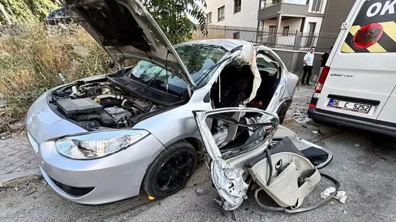 Ankara'da Feci Kaza: Otomobil ile Servis Minibüsü Çarpıştı, 12 Kişi Yaralandı!