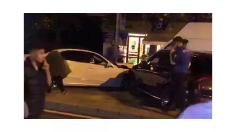 Ataşehir'de Feci Zincirleme Kaza! 6 Yaralı - Trafik Felç Oldu