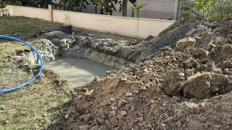 Belediye Başkanı'nın Oturduğu Siteye Kuyu Cezası: İlginç Uygulama Tartışma Yarattı!