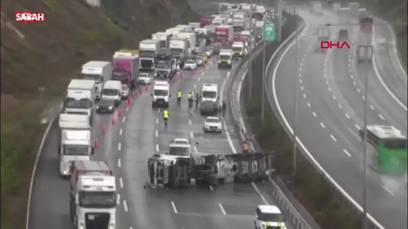 Beykoz'da Kuzey Marmara Otoyolu'nda Tır Devrildi: Trafik Felç Oldu!