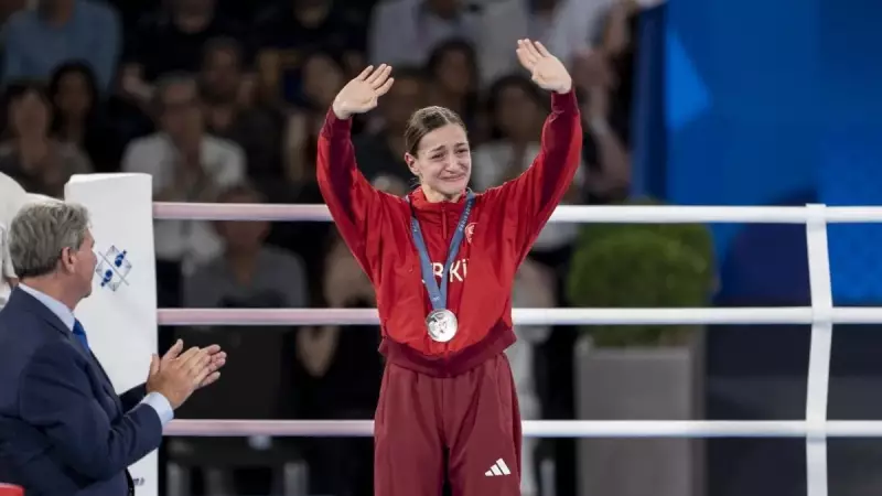 Buse Naz Çakıroğlu'ndan Muhteşem Çıkış! Dünya Şampiyonası'nda Final Kapısını Araladı