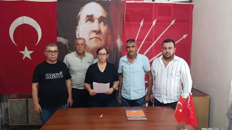 CHP'de Deprem Devam Ediyor: Aydın'da İlçe Başkanı ve Tüm Yönetim Partiden İstifa Etti!