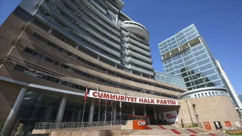 CHP'nin İçindeki Fırtına: Eski Muhafızlar ile Yeni Eklemeler Arasında Gerilim Tırmanıyor!