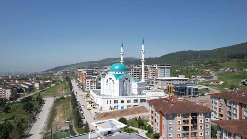 Derince Hangi Şehirde? İşte Bu Sevimli İlçenin Şaşırtıcı Hikayesi ve Keşfedilesi Yönleri!