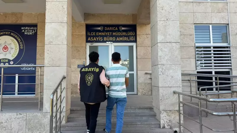 Dolandırıcılık Ustası Yakayı Ele Verdi! İki Ayrı Suçtan Aranan Şahıs Jandarmaya Takıldı