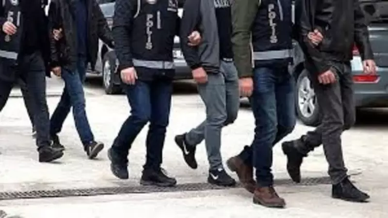 Edirne'de FETÖ Operasyonu: Otomobilde Yakalanan 3 Şüpheli!