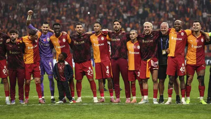 Galatasaray'ın Zaferi Sosyal Medyayı Salladı! Ünlülerden Alkış Yağmuru