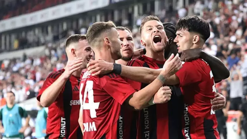 Gaziantep FK, Kocaelispor'u Fırtına Gibi Geçti: Skor 2-0!