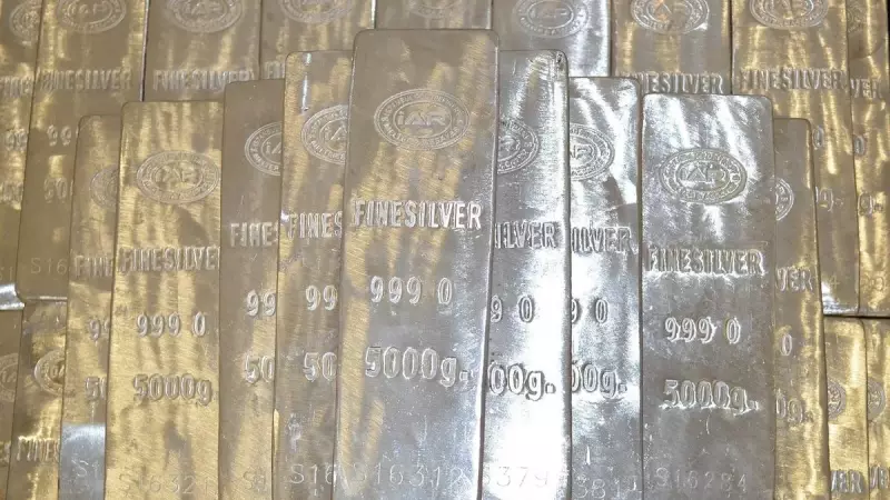 Gümüş Fiyatları İçin 100 Lira Hedefi! İşte Uzmanın Flaş Tahmini ve Yatırımcılara Kritik Uyarılar