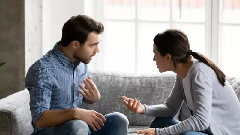 Kıskançlık Neden Tükenir? İlişkileri Bitiren 3 Gizli Psikolojik Sebep