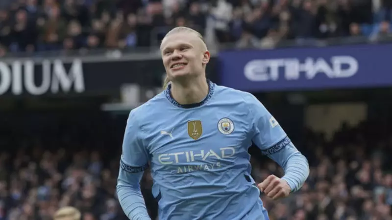 Manchester City - Napoli Maçı Ne Zaman, Hangi Kanalda? İşte Şampiyonlar Ligi'nde Dev Karşılaşmanın Tüm Detayları!