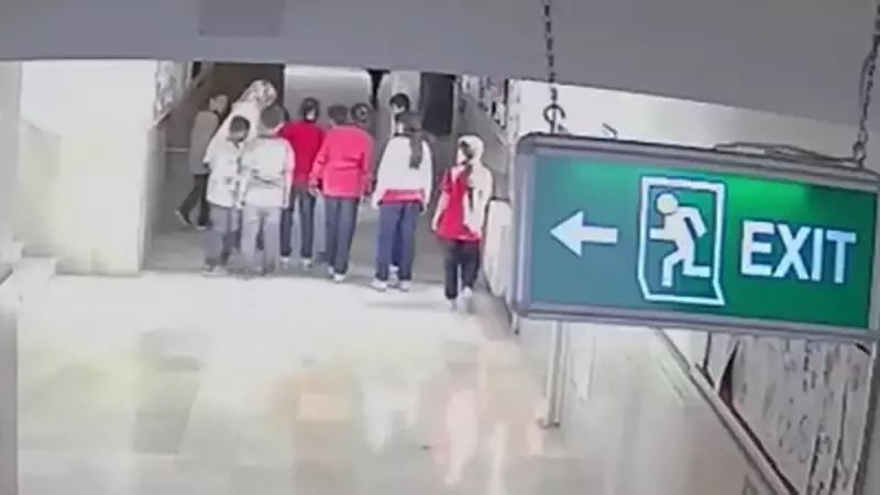 Mandalina Dilimi Nefes Borusunu Tıkadı, Öğretmenin Çabası Hayat Kurtardı!