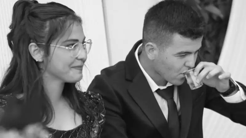 Mersin'de Trajik İkili Kaza: Elektrik Akımına Kapılan Genç, Trafik Kazasında Hayatını Kaybetti