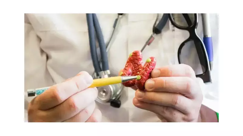 Paratiroid Bezinde Sessiz Tehlike! Uzmanlar Düzenli Kontrolü İşaret Ediyor