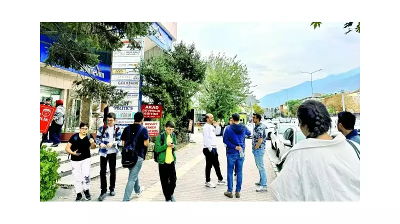 Simav'da Yerin Nefesi Kesildi: 5.4 Büyüklüğünde Deprem!