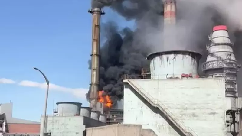 Sivas'ta Termik Santralde Baca Faciası: Alevler Gökyüzüne Yükseldi!