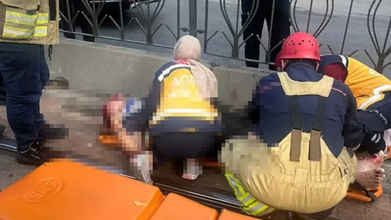 İstanbul'da Tramvay Faciası: Yolun Karşısına Geçmeye Çalışan Kadın Tramvayın Altında Kaldı!