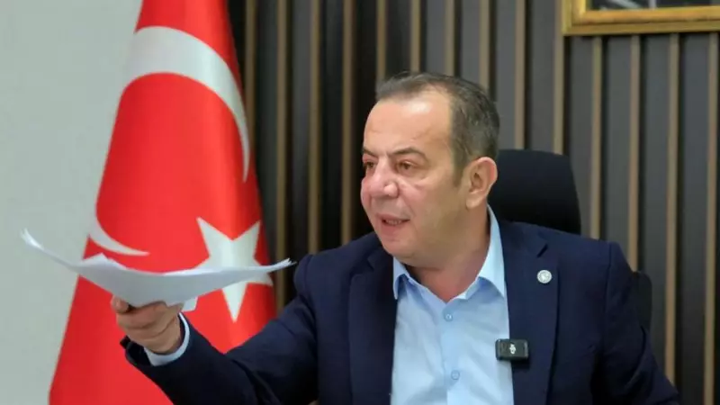 Tanju Özcan'a Sürpriz Yurtdışı Yasağı: CHP'li Belediye Başkanının Pasaportu İptal!