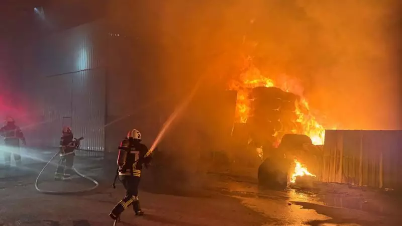 Uşak'ta Tekstil Fabrikasında Çıkan Yangın Korku Dolu Anlar Yaşattı!