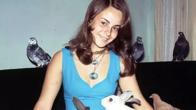 Yeşilçam'ın Minik Yıldızı Ayşecik'i Hatırlar mısınız? Zeynep Degirmencioglu'nun Son Hali Herkesi Şaşkına Çevirdi!