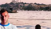Alexandru Cicaldau'dan Boğaziçi'nde Muhteşem Yüzme Molası! Galatasaraylı Yıldızın Keyifli Anları