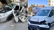 Ankara'da Korkunç Kaza! Otomobil ile Minibüs Kafa Kafaya Çarpıştı: 12 Yaralı