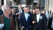 CHP Genel Başkanı Özgür Özel'e Saldırı Davasında Yeni Gelişme: Sanık Üçüncü Kez Yargılanacak!