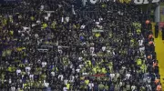 Kasımpaşa - Fenerbahçe Maçında Taraftarlardan Şok Tezahürat! GFB Tribünleri Sessizliğe Gömüldü