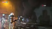Kağıthane'de 5 Katlı Bina Alev Alev! İtfaiye Zorlu Mücadele Verdi