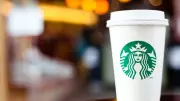 Starbucks'ta Fırtına Öncesi Sessizlik: Dev Zincir Zor Günler Geçiriyor Mu?