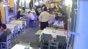 İzmir'de Restoranı Dolandıran Müşteriler: Yiyip İçip Kaçtılar!