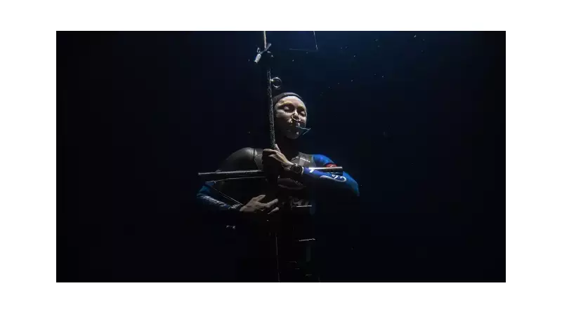 Şahika Ercümen'den Nefes Kesen Rekor! Gazze İçin Su Altında 145 Metreye İndi