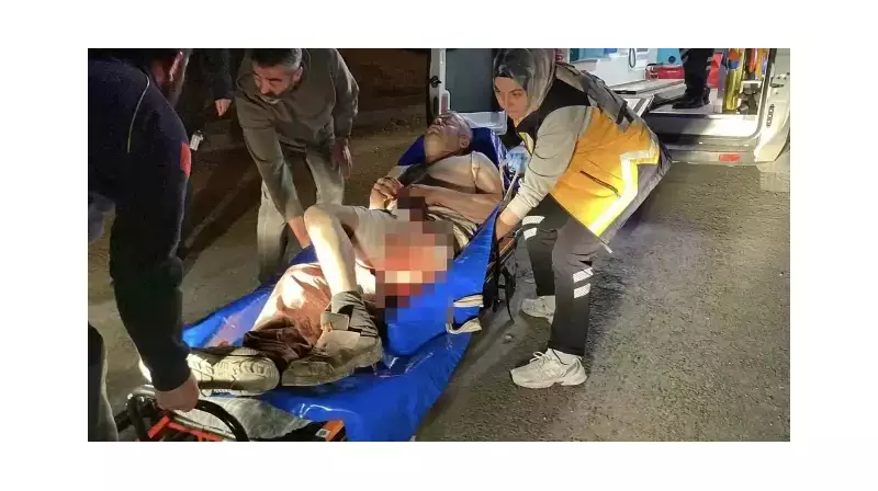 Aksaray'da Korkunç Bıçaklı Saldırı: Kılıçaslan Parkı'nda 8 Yerinden Yaralanan Adamın Hayat Mücadelesi