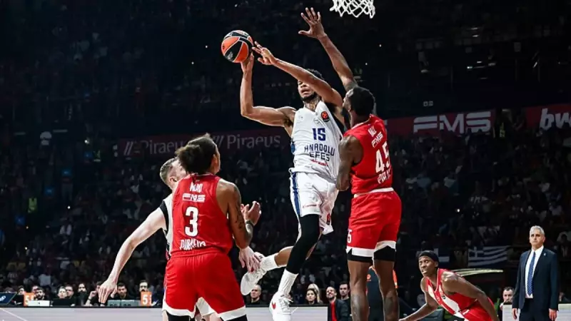 Anadolu Efes Yunanistan'da Fırtına Gibi Esti! Panathinaikos'u Deviren Muhteşem Galibiyet
