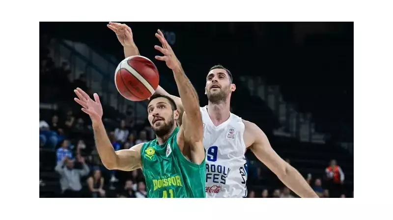 Anadolu Efes'e Sakatlık Şoku! Papagiannis Sezonu Kapattı mı?
